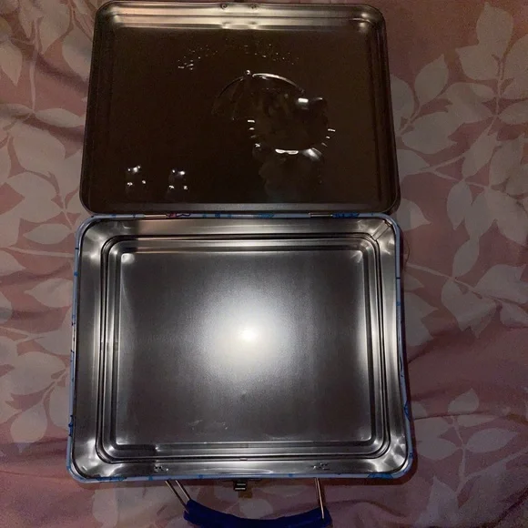 Hello Kitty Lunch Box with Umbrella Design 2007 Sanrio - Picture 6 of 7